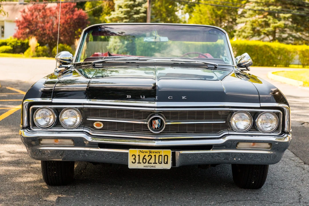 1964 Buick Wildcat - Image 16 of 31