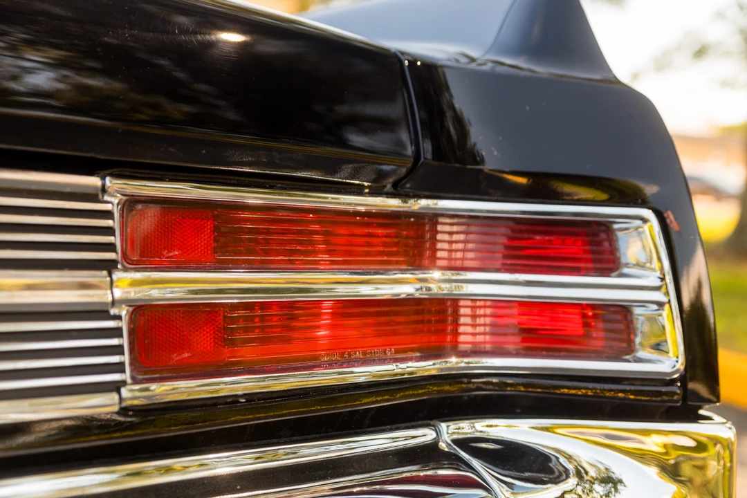 1964 Buick Wildcat - Image 25 of 31