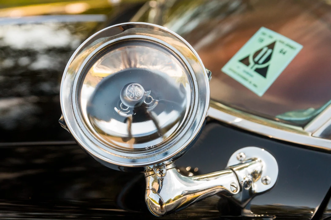 1964 Buick Wildcat - Image 28 of 31