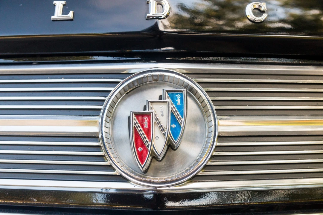 1964 Buick Wildcat - Image 26 of 31