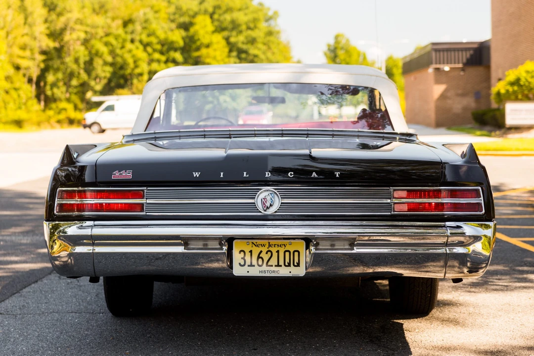 1964 Buick Wildcat - Image 22 of 31