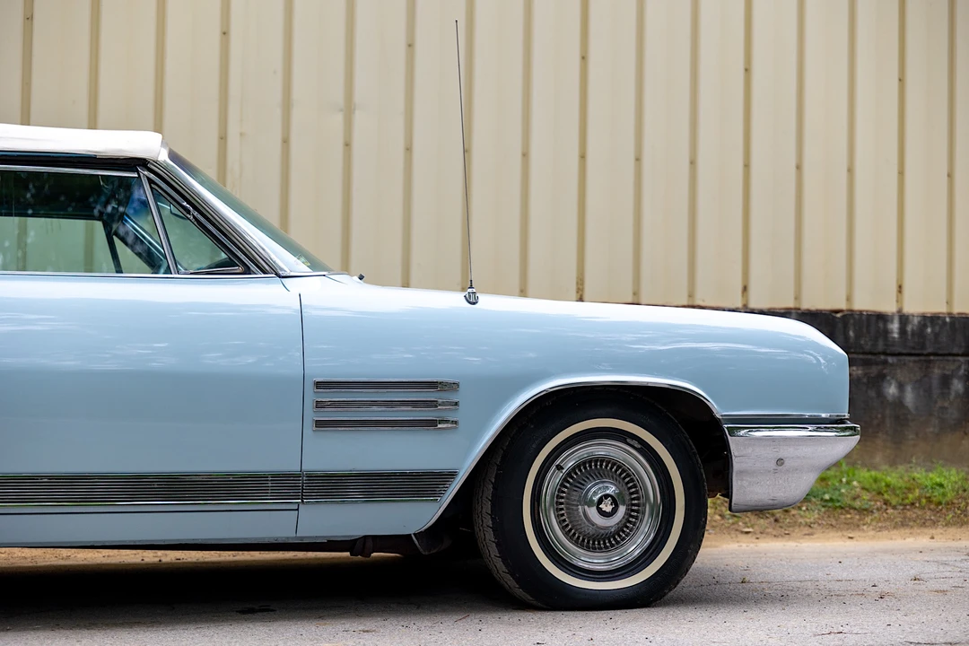 1964 Buick Wildcat - Image 14 of 31