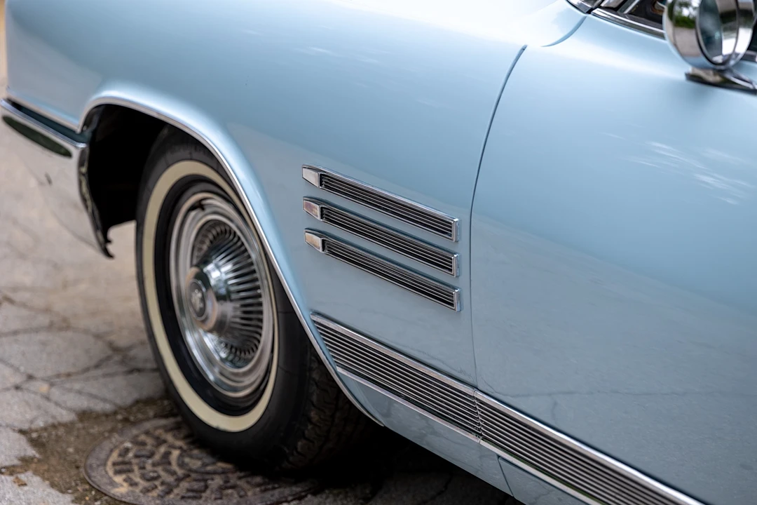 1964 Buick Wildcat - Image 27 of 31