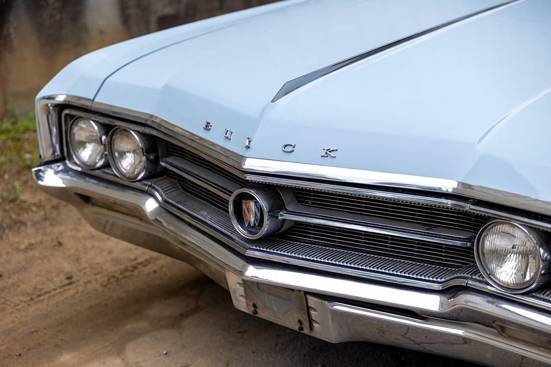 1964 Buick Wildcat - Image 17 of 31