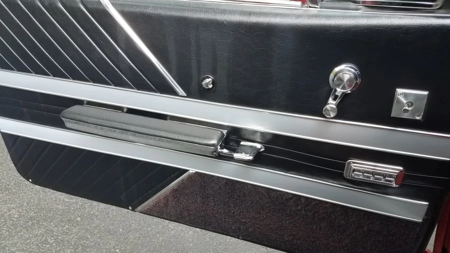 1964 Buick Wildcat - Image 7 of 13