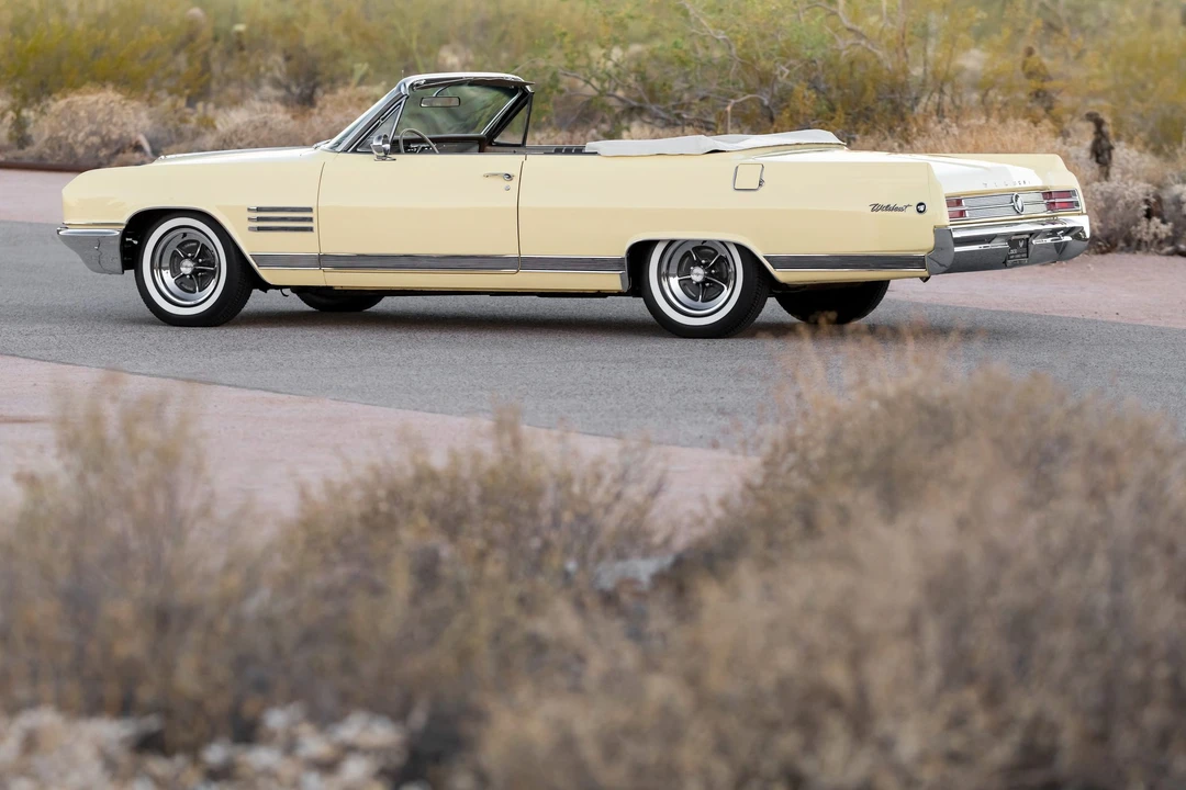 1964 Buick Wildcat - Image 14 of 31