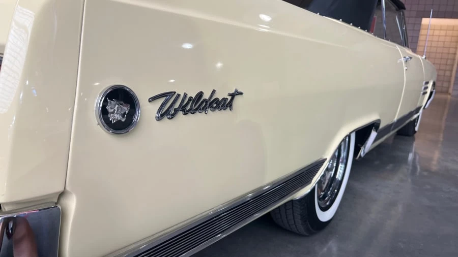 1964 Buick Wildcat - Image 9 of 12