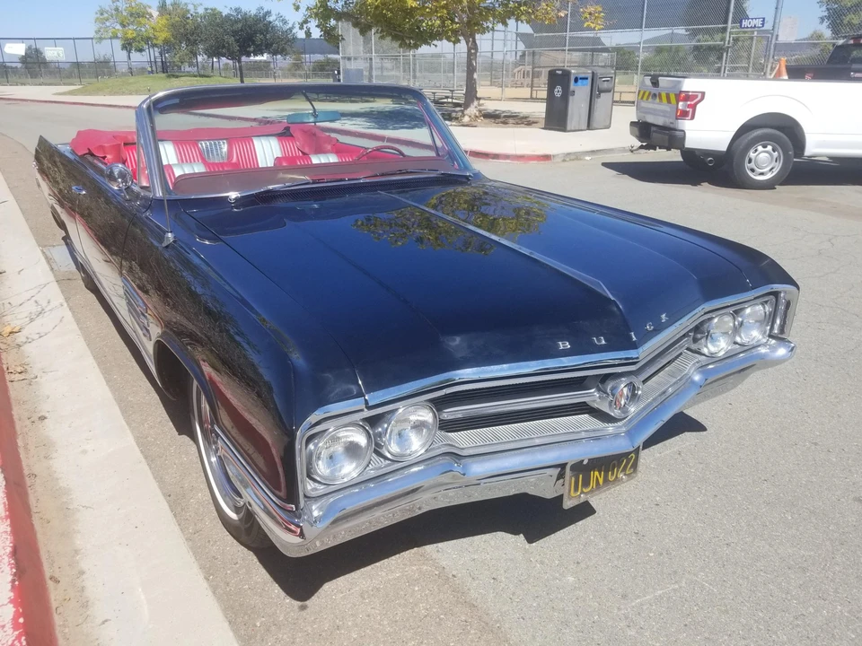 1964 Buick Wildcat - Image 8 of 31