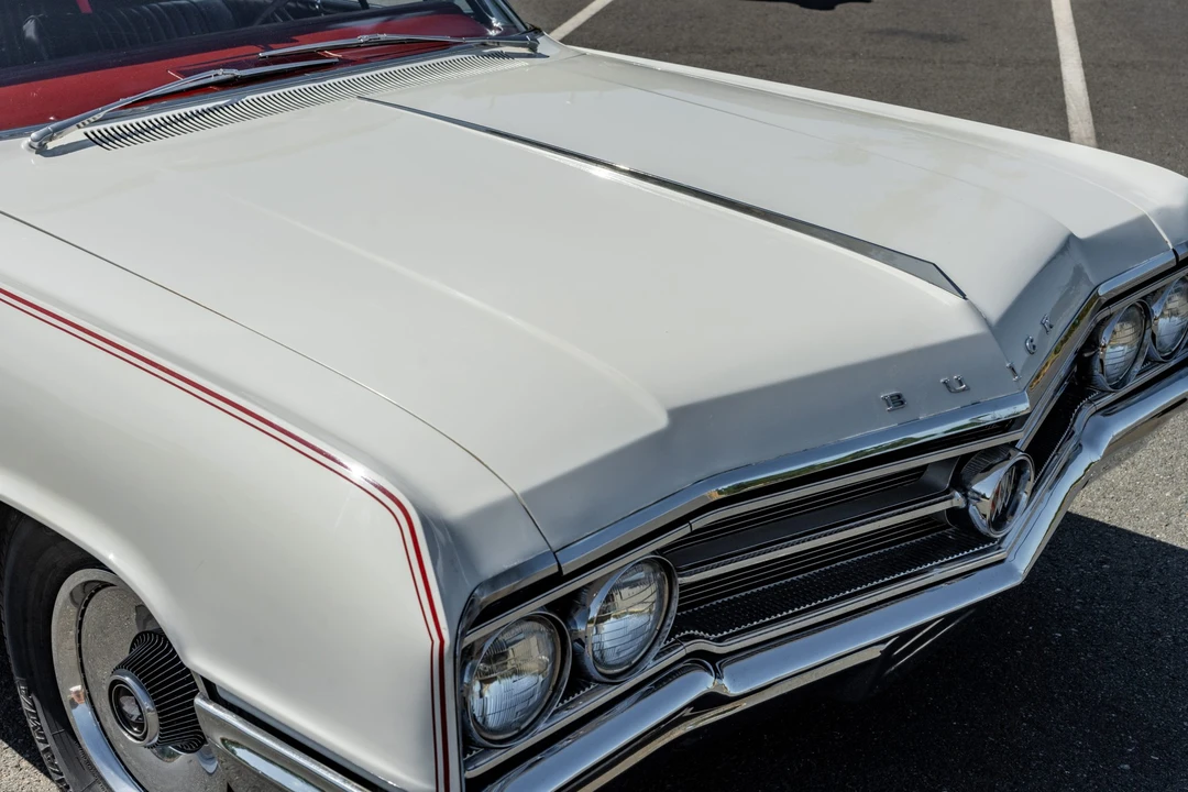 1964 Buick Wildcat - Image 22 of 31