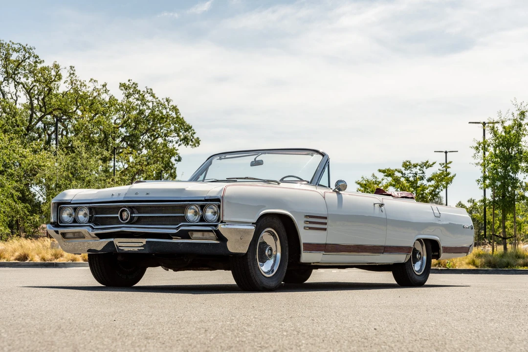 1964 Buick Wildcat - Image 12 of 31