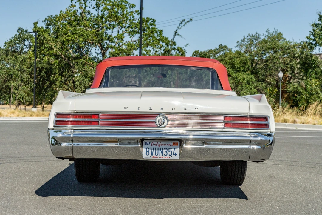 1964 Buick Wildcat - Image 5 of 31