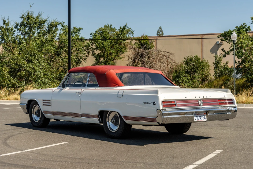 1964 Buick Wildcat - Image 4 of 31