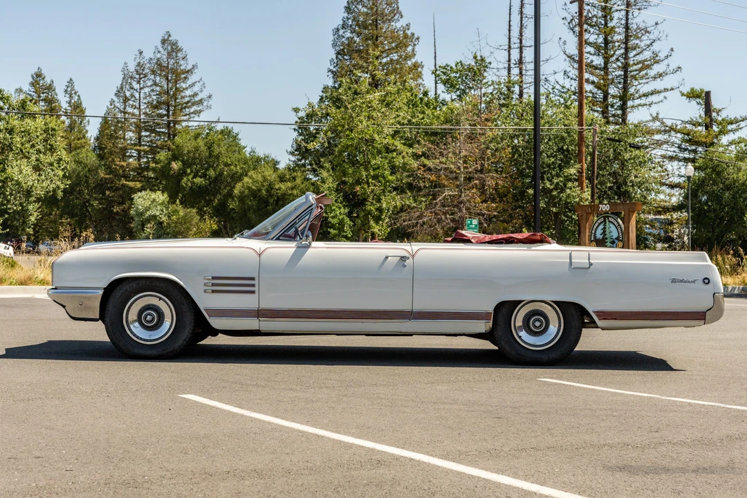 1964 Buick Wildcat - Image 13 of 31