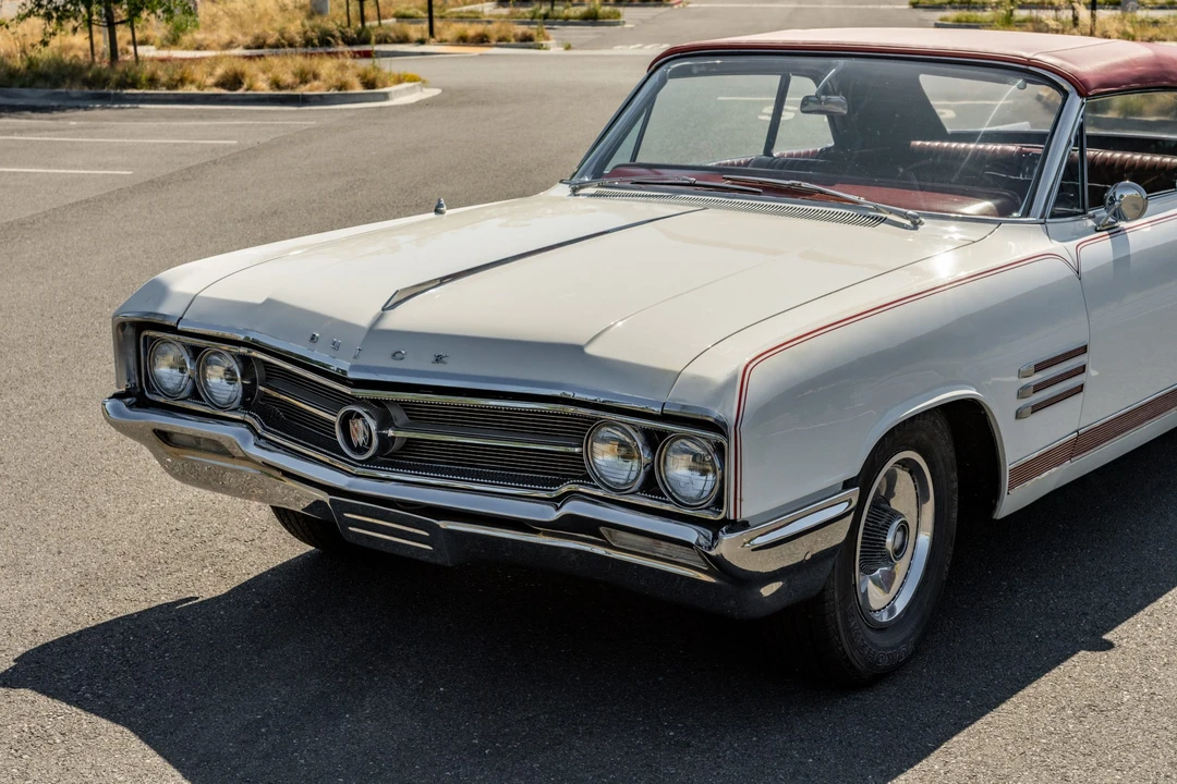 1964 Buick Wildcat - Image 29 of 31