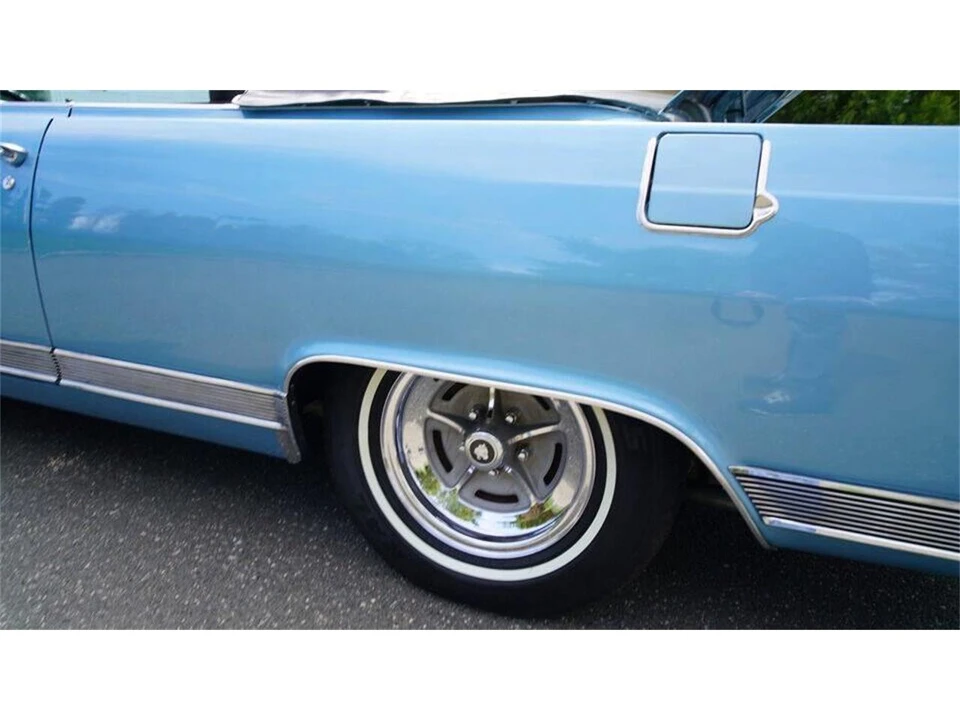 1964 Buick Wildcat - Image 25 of 31