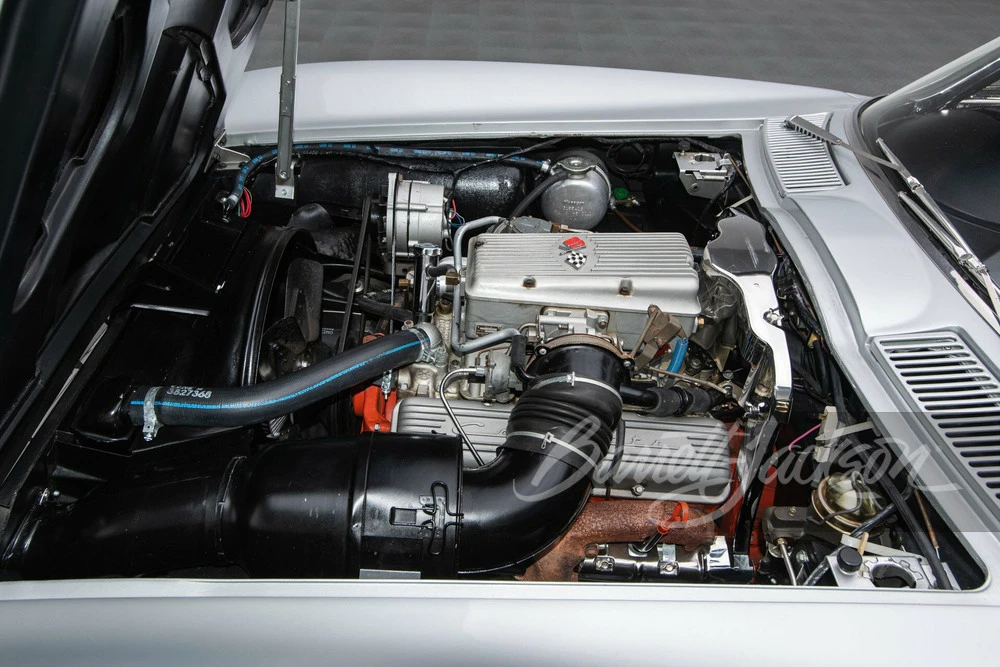 1964 Chevrolet Corvette C2 - Image 11 of 31