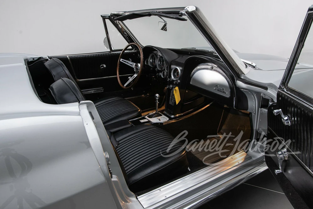 1964 Chevrolet Corvette C2 - Image 27 of 31