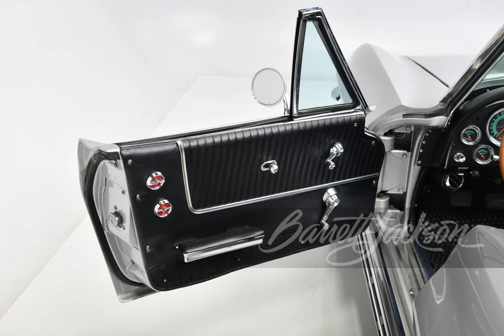 1964 Chevrolet Corvette C2 - Image 31 of 31