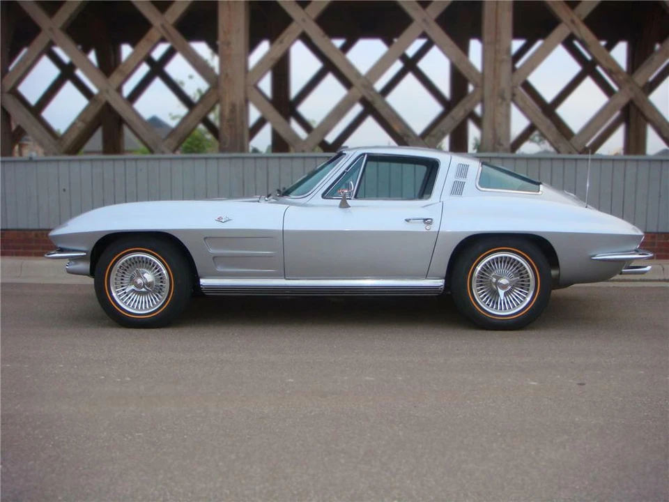 1964 Chevrolet Corvette C2 - Image 4 of 4
