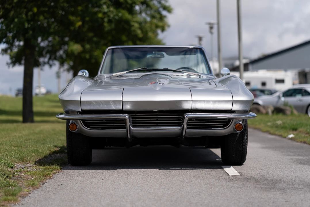 1964 Chevrolet Corvette C2 - Image 3 of 31