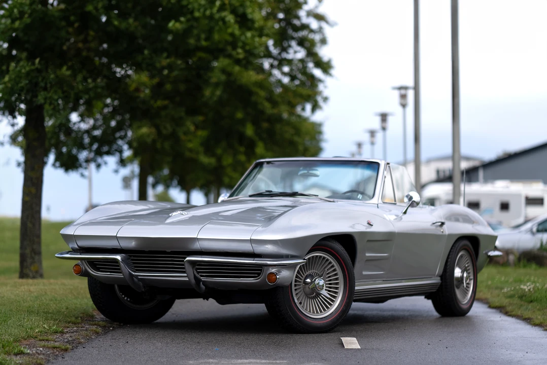 1964 Chevrolet Corvette C2 - Image 4 of 31