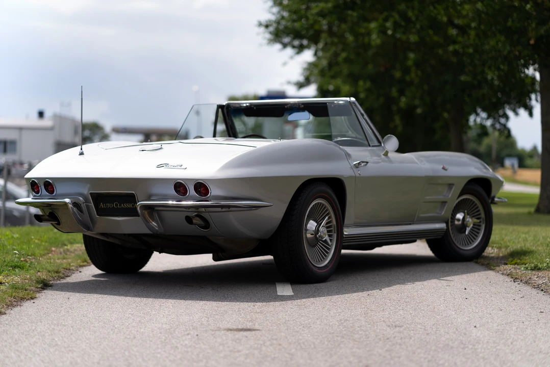 1964 Chevrolet Corvette C2 - Image 7 of 31