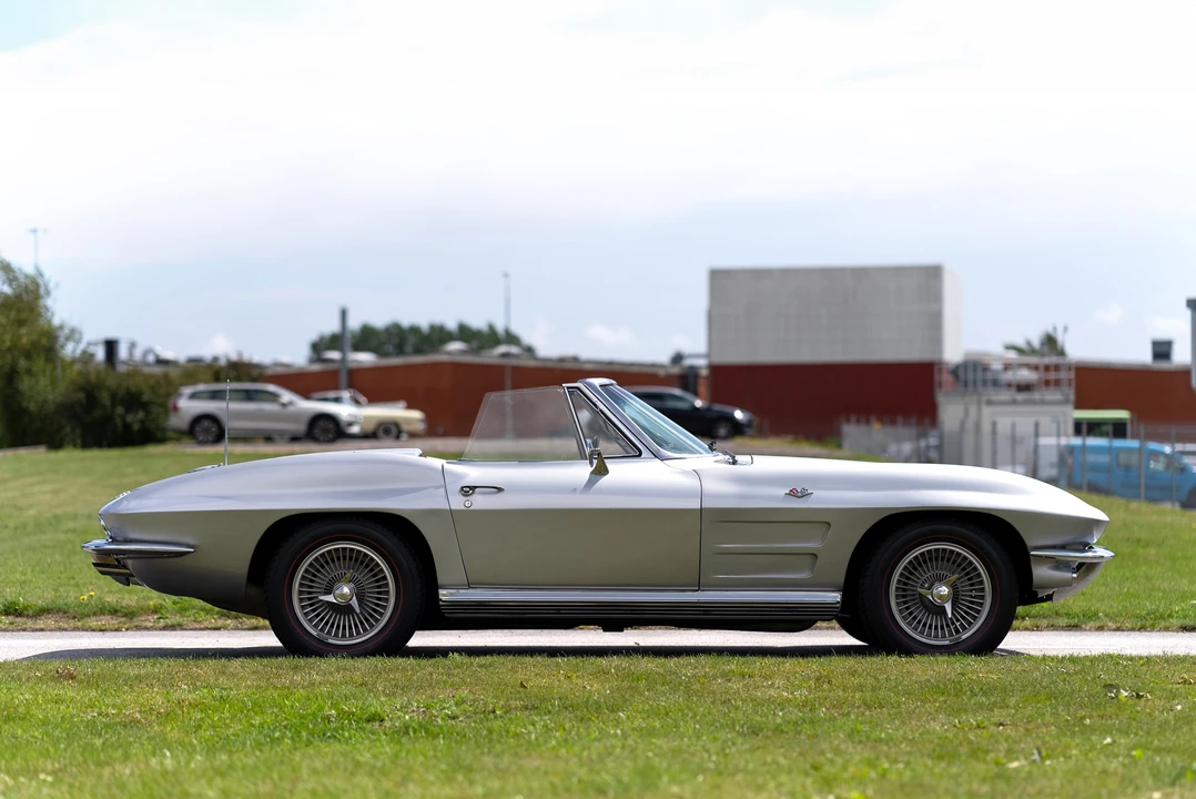 1964 Chevrolet Corvette C2 - Image 8 of 31