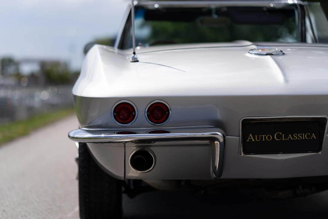 1964 Chevrolet Corvette C2 - Image 30 of 31