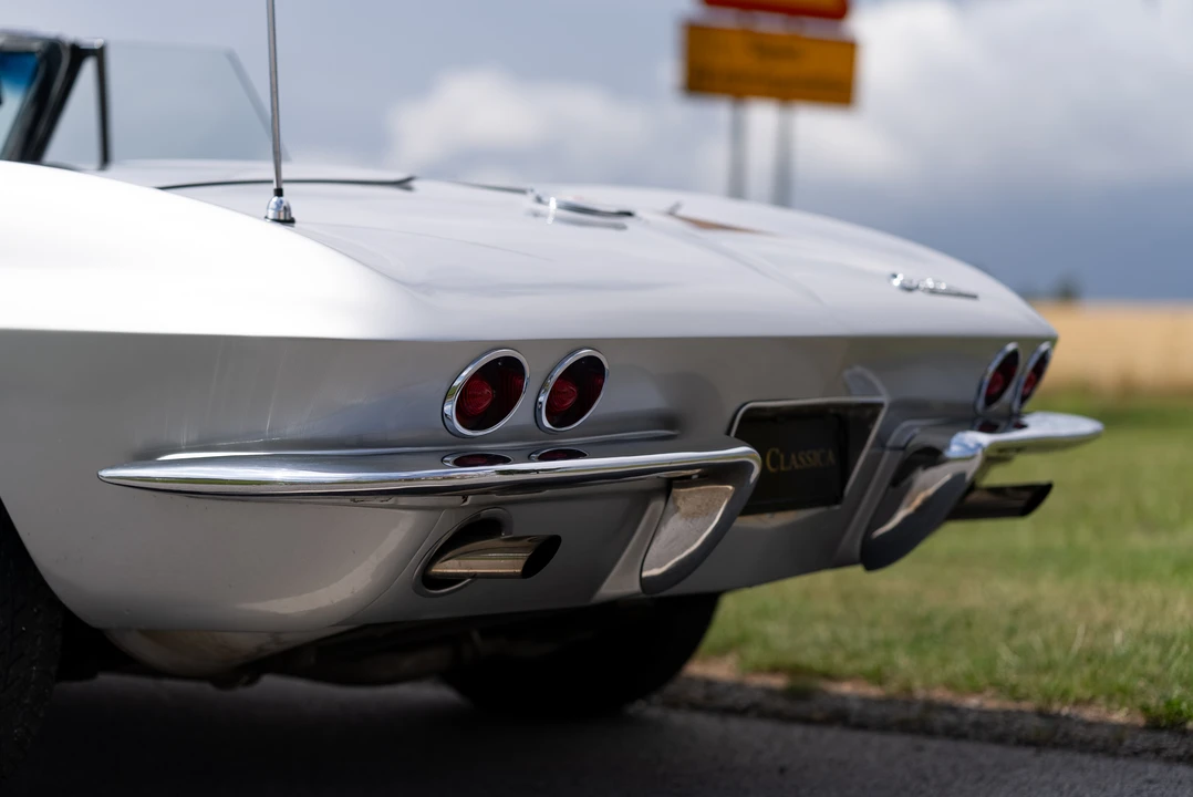 1964 Chevrolet Corvette C2 - Image 22 of 31