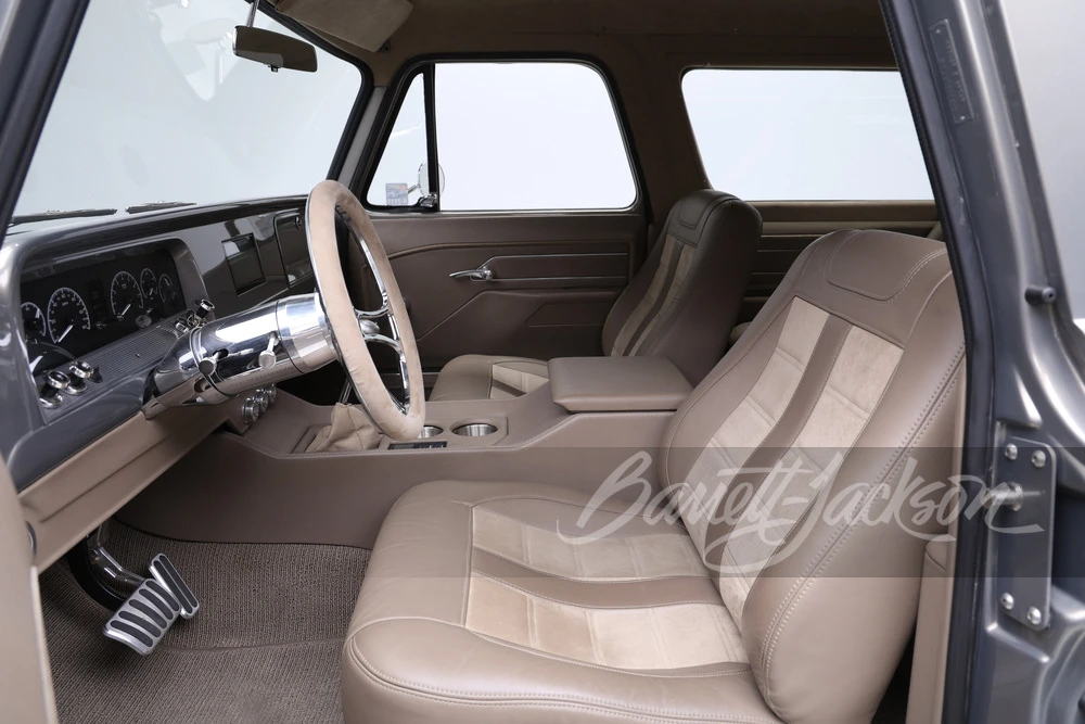 1964 Chevrolet Suburban 5th Gen - Image 9 of 31