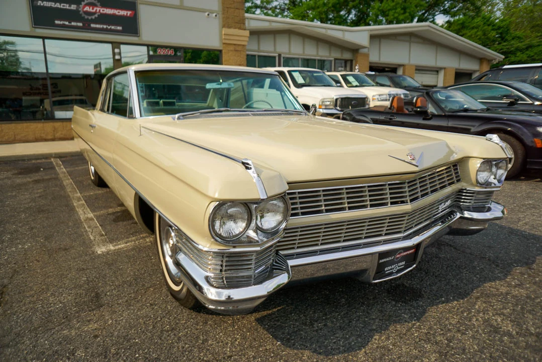 1964 Cadillac DeVille 2nd Gen - Image 5 of 31