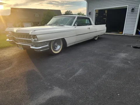 1964 Cadillac Coupe deVille Coupe