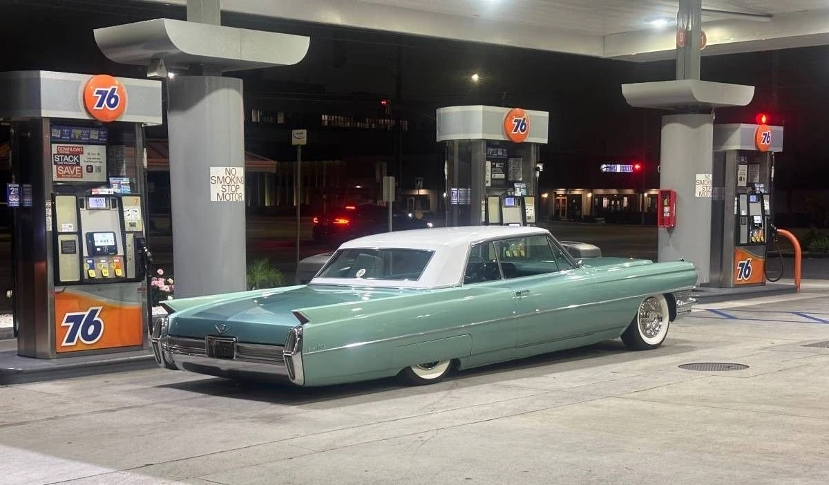 1964 Cadillac DeVille 2nd Gen - Image 2 of 4