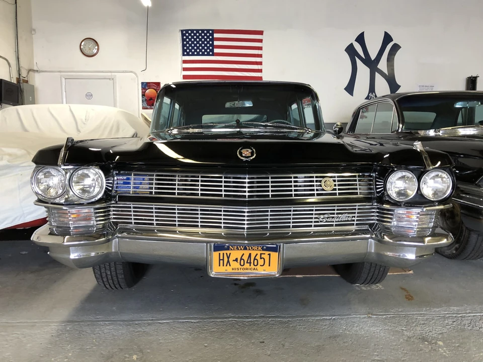 1964 Cadillac Series 70 & 75 - Image 3 of 31