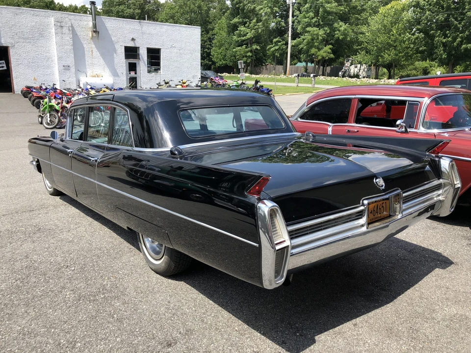 1964 Cadillac Series 70 & 75 - Image 14 of 31