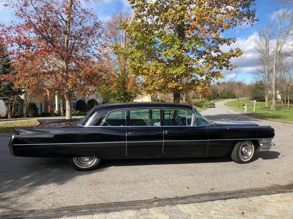 1964 Cadillac Series 70 & 75 - Image 10 of 31