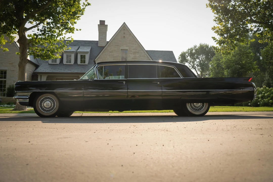 1964 Cadillac Series 70 & 75 - Image 13 of 31