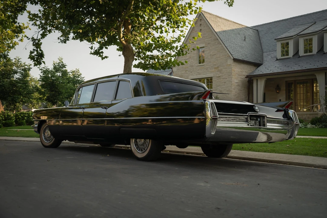 1964 Cadillac Series 70 & 75 - Image 19 of 31