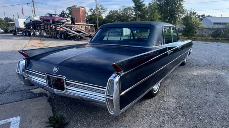 1964 Cadillac Fleetwood - Image 4 of 11
