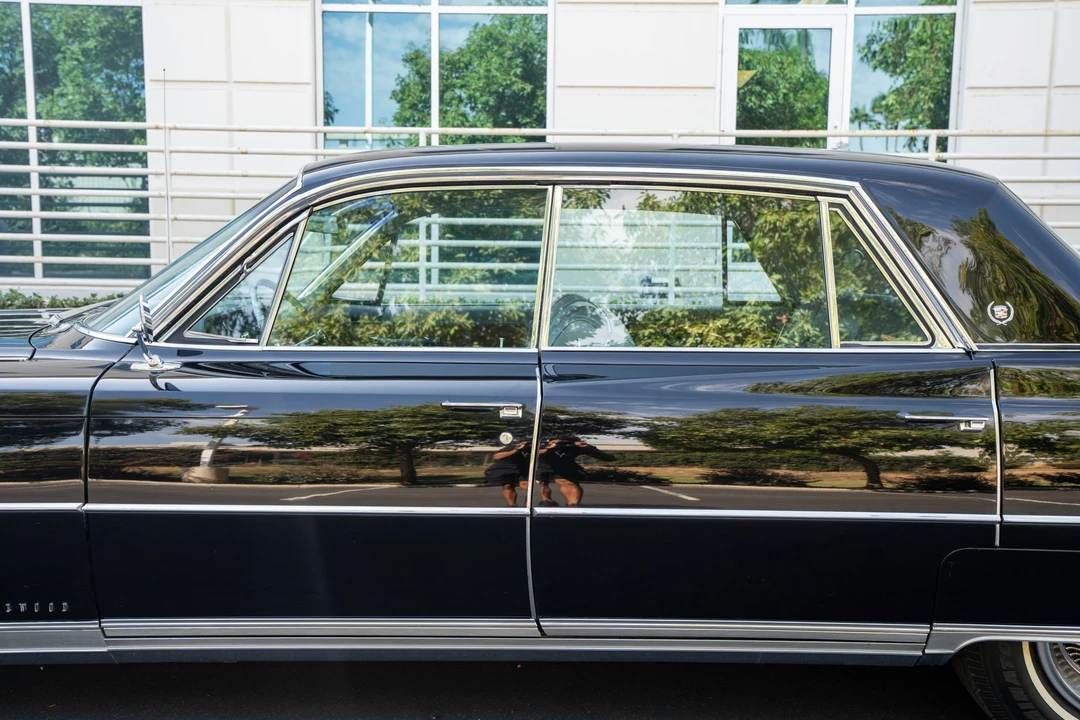 1964 Cadillac Sixty Special - Image 17 of 31
