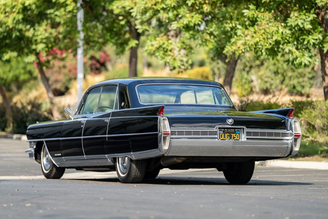 1964 Cadillac Sixty Special - Image 3 of 31