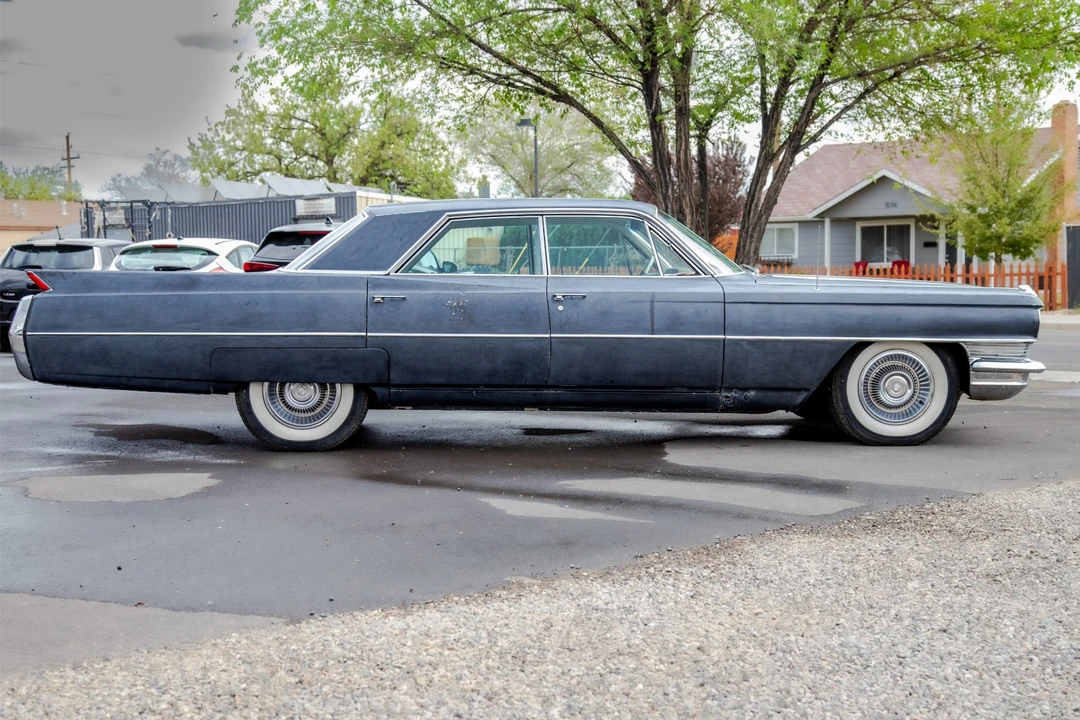 1964 Cadillac Series 62 6th Gen - Image 9 of 31