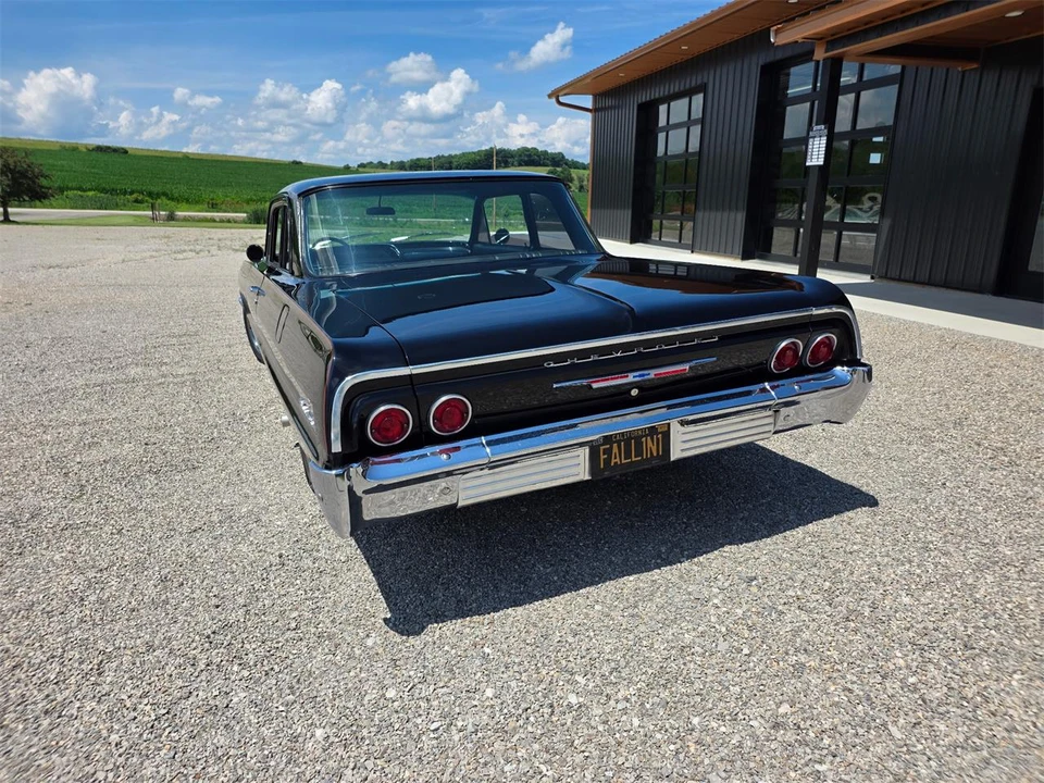 1964 Chevrolet Biscayne - Image 9 of 31