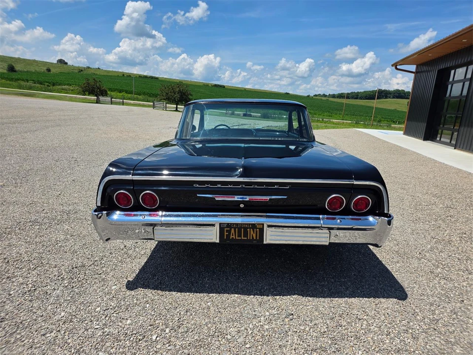 1964 Chevrolet Biscayne - Image 10 of 31