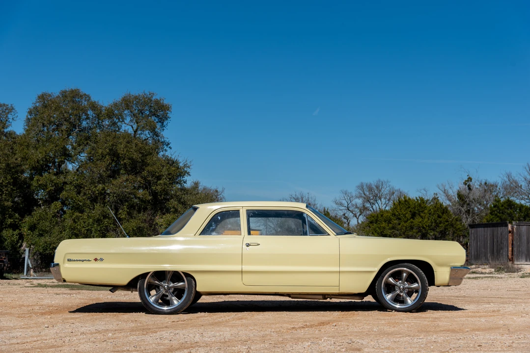 1964 Chevrolet Biscayne - Image 9 of 31