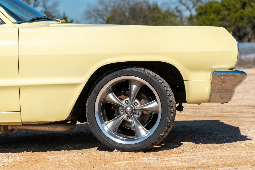 1964 Chevrolet Biscayne - Image 30 of 31