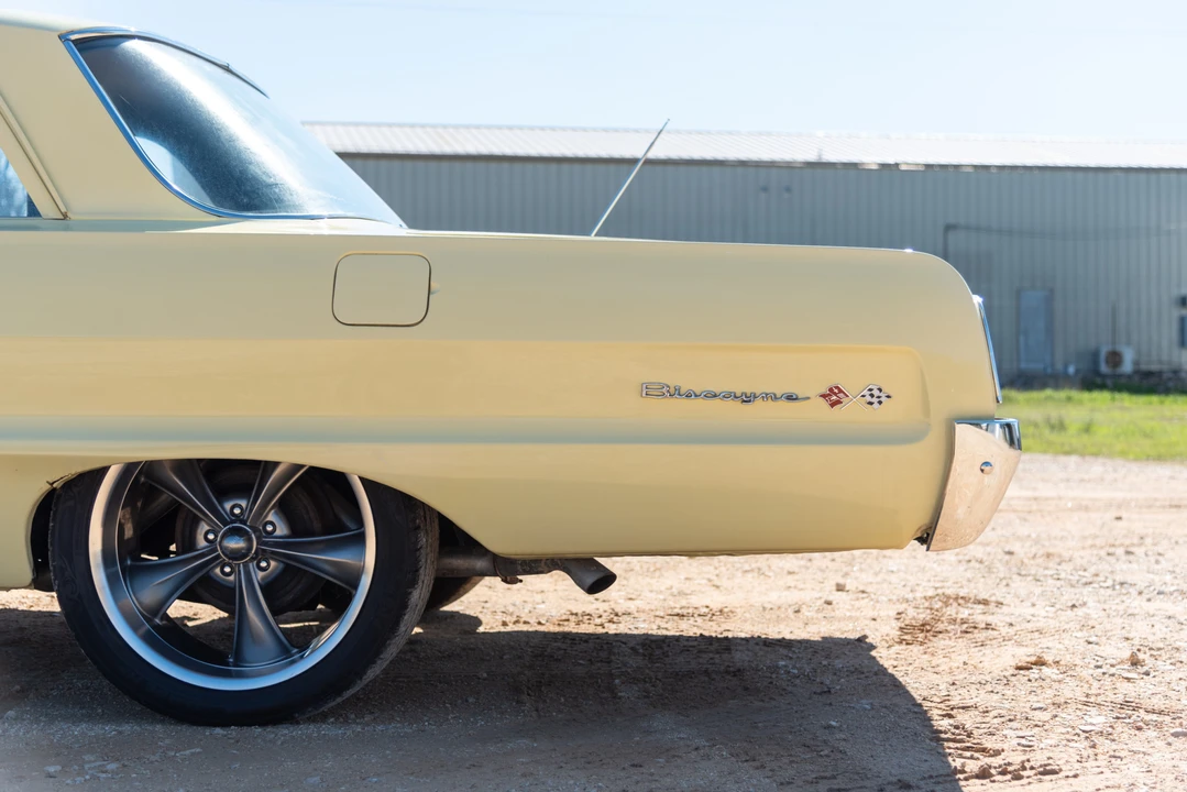 1964 Chevrolet Biscayne - Image 25 of 31