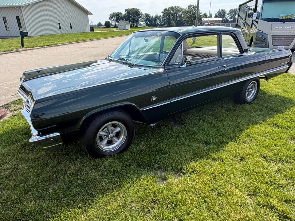 1964 Chevrolet Biscayne - Image 15 of 31