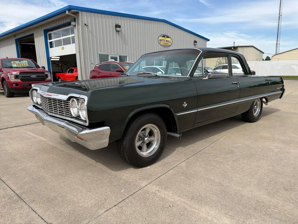 1964 Chevrolet Biscayne - Image 13 of 31
