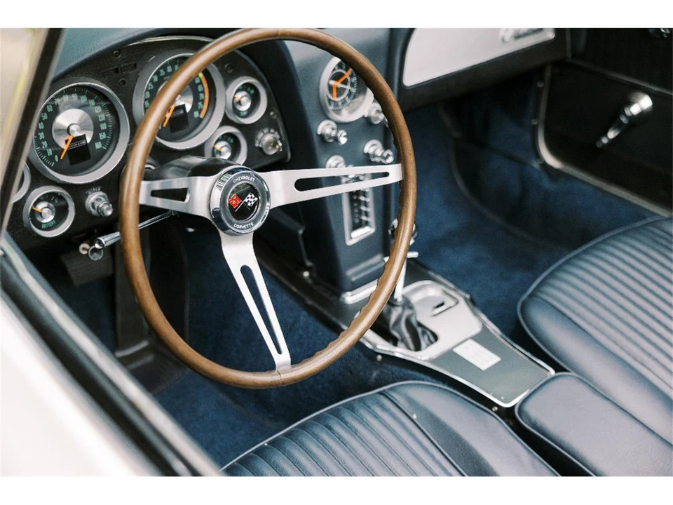 1964 Chevrolet Corvette C2 - Image 20 of 31